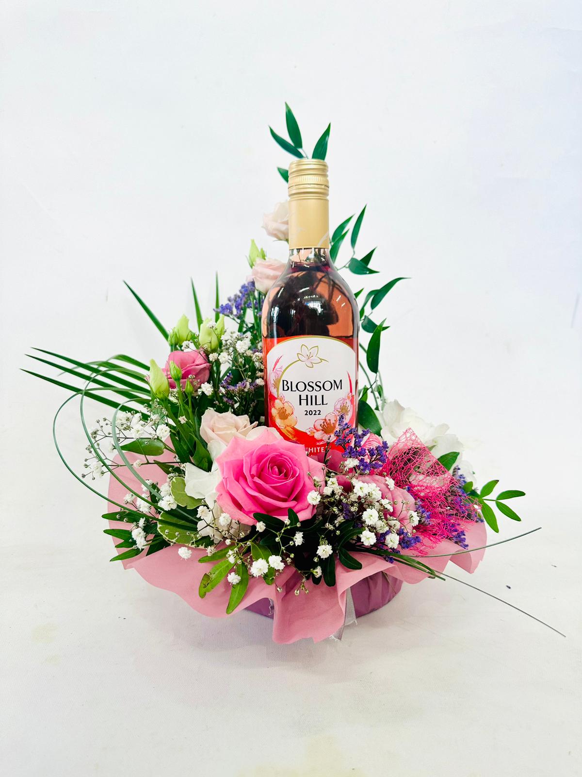 Rosy Rosé Gift - Florist's Pick