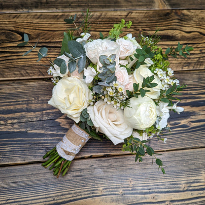 Neutral Nudes | Wedding Flowers